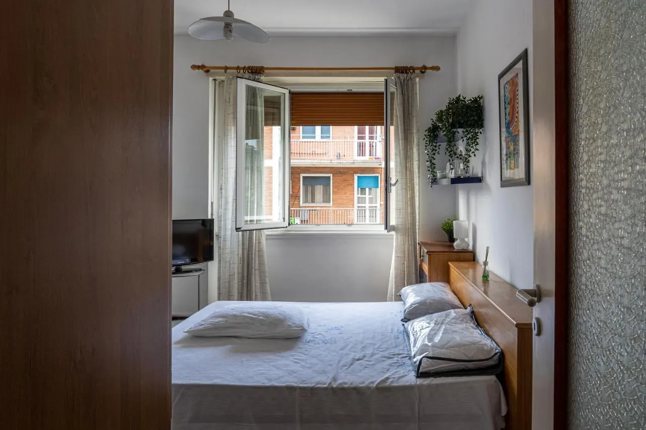 San Donato -M3,Linate Airport,Duomo,Policlinico,Wi-Fi Apartment San Donato Milanese Italy