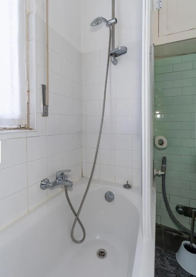 San Donato -M3,Linate Airport,Duomo,Policlinico,Wi-Fi Apartment San Donato Milanese Italy